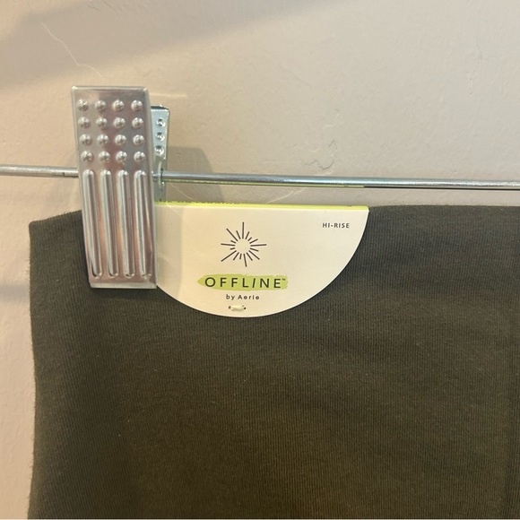 Women’s Aerie Offline OG High Waisted Legging, Olive, Small - Picture 4 of 5